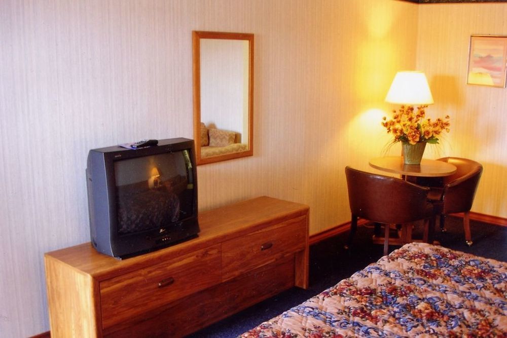 Hillcrest Inn & Suites Ozona Cameră foto
